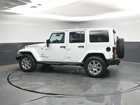 Used 2017 Jeep Wrangler Unlimited Sahara w/ Connectivity Group image 3