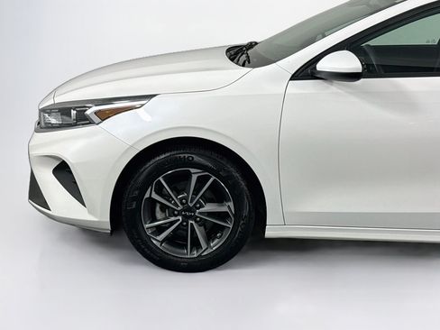 Used 2023 Kia Forte LXS FWD image 39
