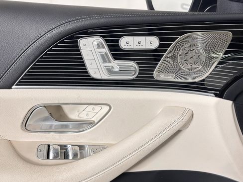 Used 2025 Mercedes-Benz GLE 350 4MATIC image 13