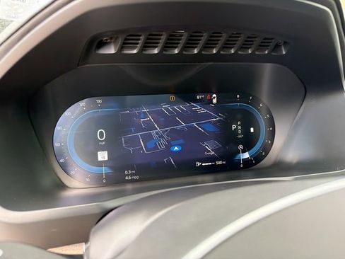 Used 2025 Volvo XC90 B5 Plus image 42