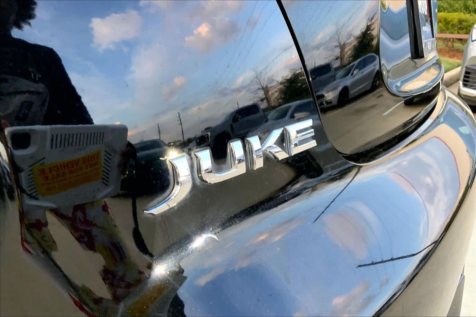 Used 2016 Nissan Juke SV FWD image 31