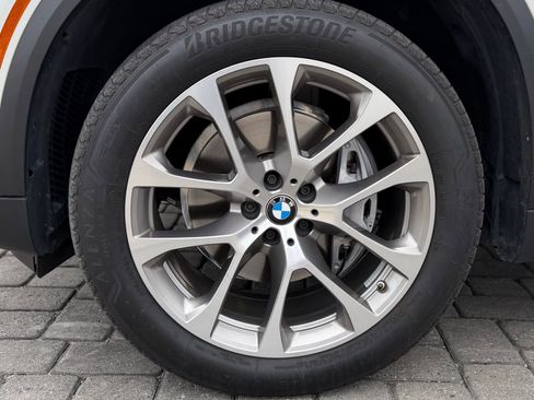 Certified 2024 BMW X5 sDrive40i w/ Premium Package image 13