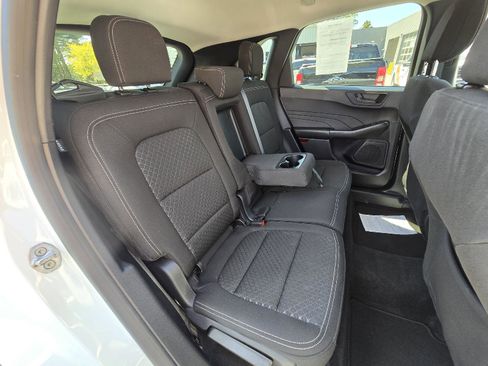 Used 2024 Ford Escape Active AWD/4WD image 17