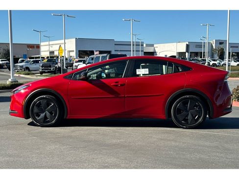 New 2026 Toyota Prius Plug-In Hybrid image 7