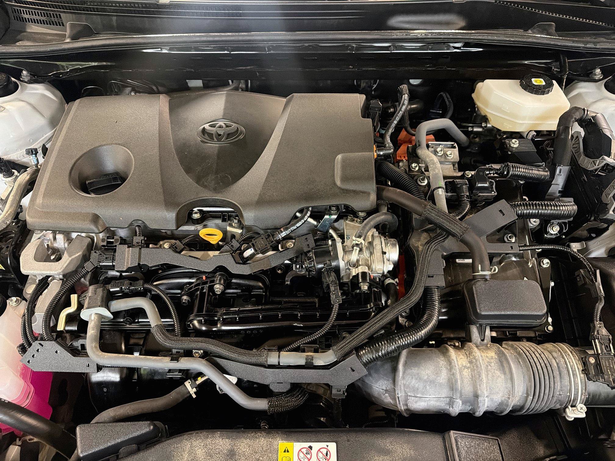 Used 2025 Toyota Camry SE FWD image 33