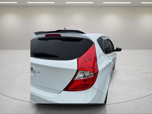 Used 2016 Hyundai Accent SE FWD image 14