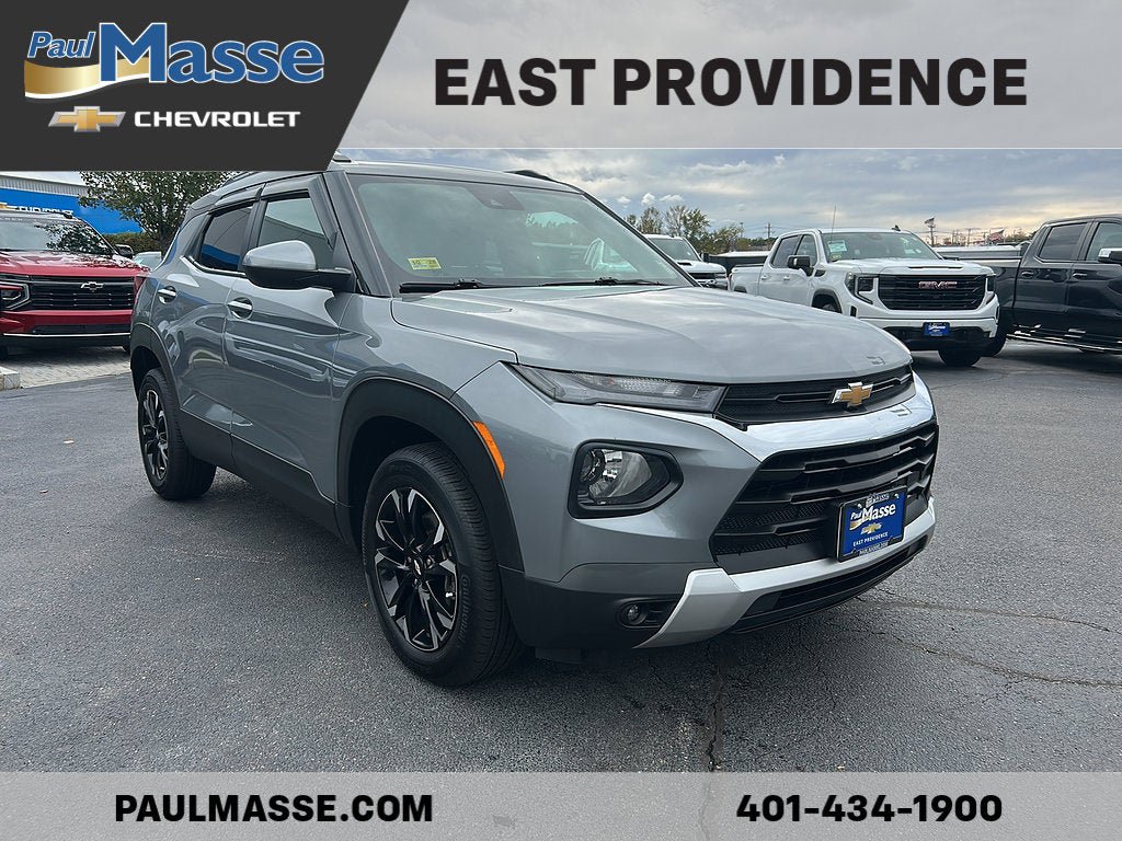 Used 2023 Chevrolet TrailBlazer LT w/ Convenience Package AWD/4WD image 3