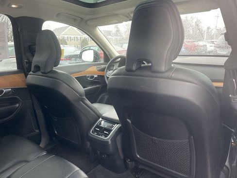 Used 2023 Volvo XC90 B6 Plus w/ Protection Package Premier image 20