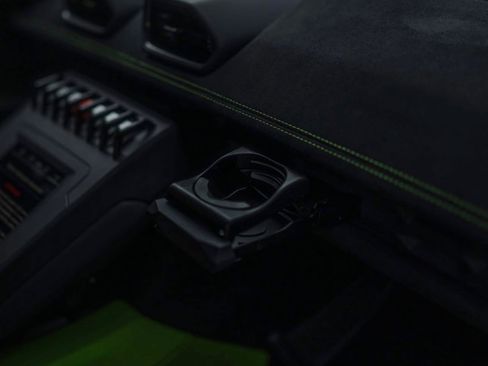 Used 2023 Lamborghini Huracan STO image 13