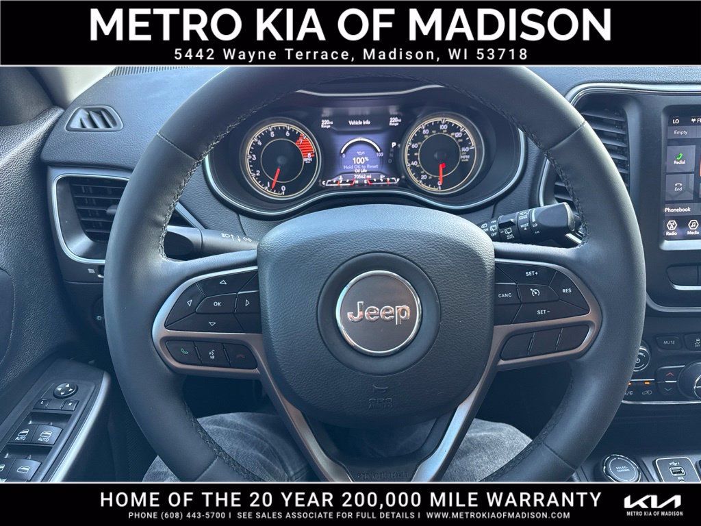 Used 2021 Jeep Cherokee Latitude Lux w/ Comfort/Convenience Group AWD/4WD image 16