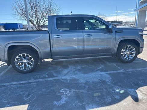 Used 2025 GMC Sierra 1500 Denali Ultimate AWD/4WD image 8