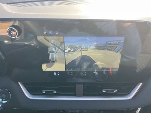 New 2026 Chevrolet Equinox LT w/ Midnight Edition image 27