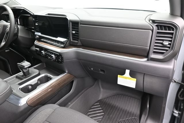 New 2026 Chevrolet Silverado 1500 RST w/ Safety Package AWD/4WD image 31