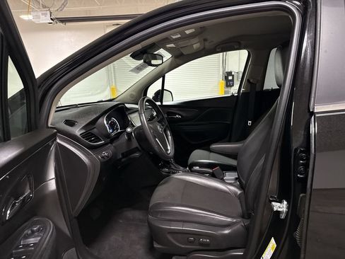 Used 2019 Buick Encore Preferred w/ Safety Package FWD image 19