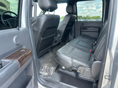 Used 2014 Ford F250 Platinum w/ FX4 Off-Road Package AWD/4WD image 15