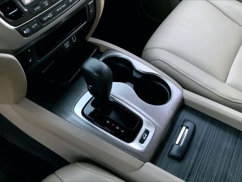 Used 2019 Honda Pilot EX-L image 16