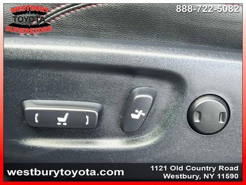 Certified 2024 Toyota 4Runner TRD Off-Road Premium AWD/4WD image 23