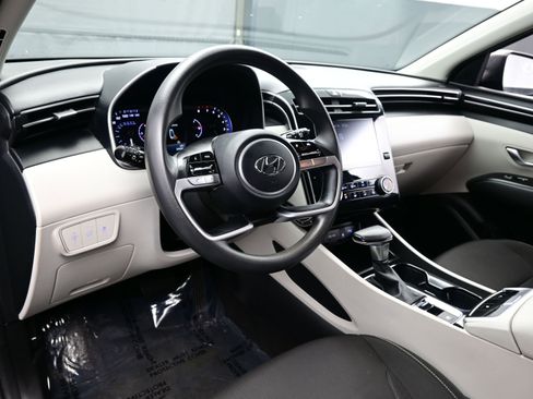 Used 2023 Hyundai Tucson SEL image 13