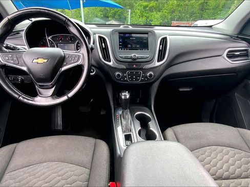 Used 2019 Chevrolet Equinox LT FWD image 16
