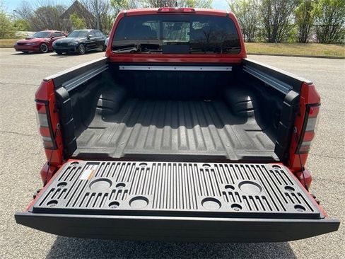 New 2025 Nissan Frontier PRO-4X w/ Pro Convenience Package image 18