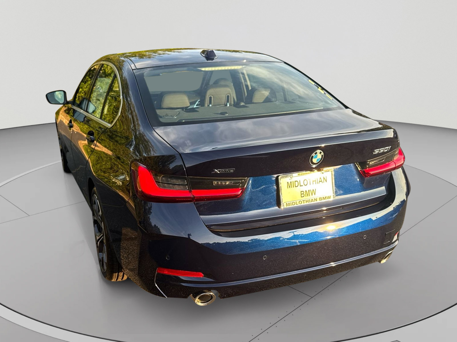 New 2026 BMW 330i xDrive Sedan w/ Premium Package AWD/4WD image 33