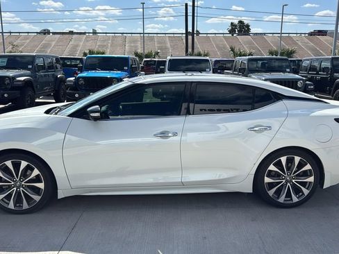 Used 2020 Nissan Maxima Platinum w/ Sport Mat Group image 3