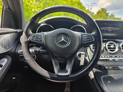 Used 2019 Mercedes-Benz GLC 300 4MATIC Coupe image 19
