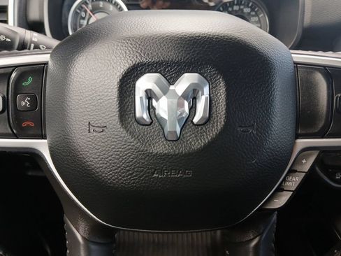 Used 2022 RAM 1500 Lone Star RWD image 5