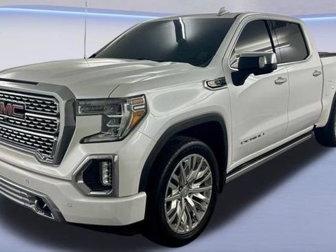 Used 2019 GMC Sierra 1500 Denali w/ Denali Ultimate Package AWD/4WD image 3