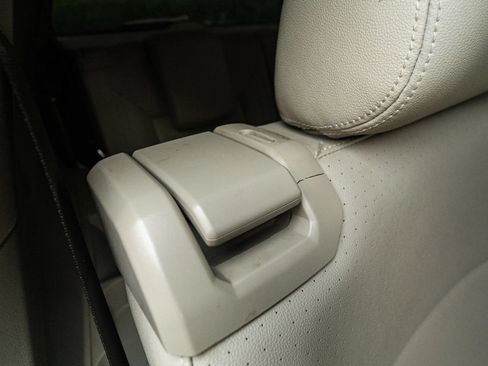 Used 2021 Volkswagen Atlas SE FWD image 19