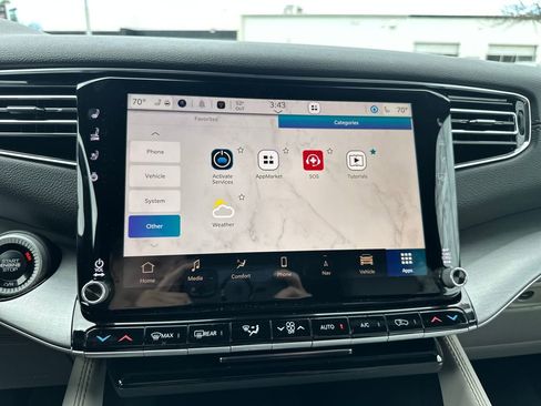 New 2026 Jeep Grand Wagoneer 4WD image 38