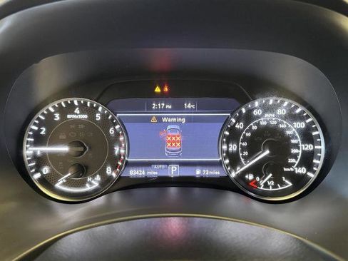 Used 2021 Nissan Armada SV image 3