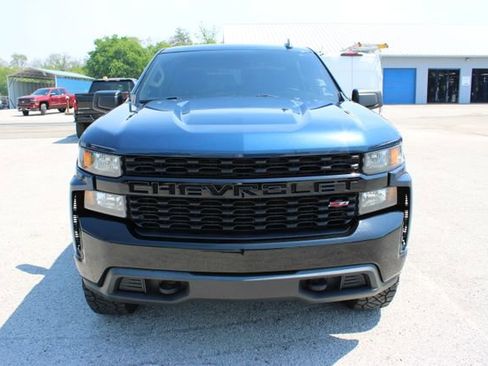 Used 2019 Chevrolet Silverado 1500 Custom Trail Boss image 2
