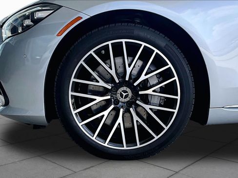 Used 2022 Mercedes-Benz S 500 4MATIC image 11
