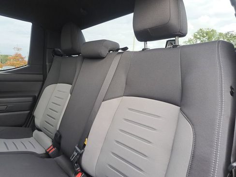 Certified 2025 Toyota Tacoma TRD Off-Road image 8