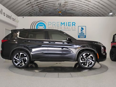 Used 2024 Mitsubishi Outlander SE FWD image 24