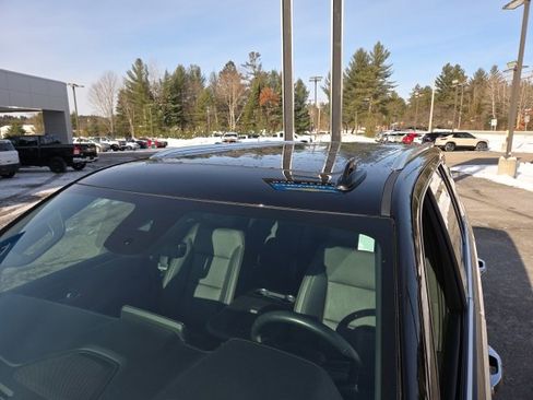 Used 2023 Chevrolet Tahoe High Country image 43