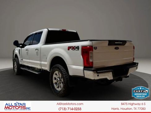 Used 2019 Ford F250 Lariat w/ Lariat Ultimate Package AWD/4WD image 3