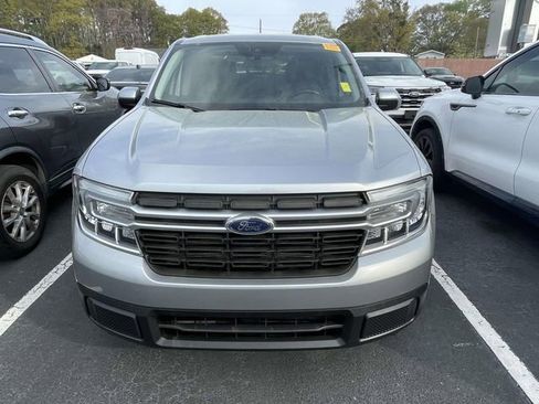 Used 2022 Ford Maverick Lariat image 2