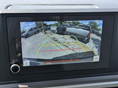 Certified 2025 Toyota Tacoma SR5 image 16