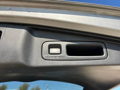 Used 2019 Honda CR-V Touring image 10
