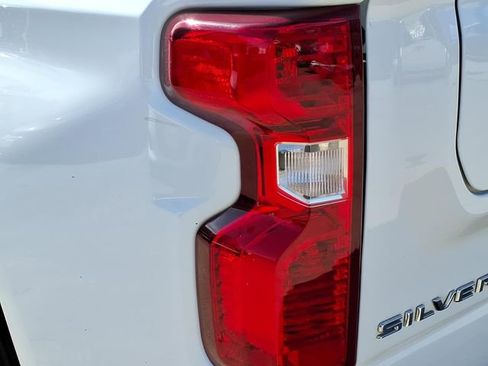 Used 2022 Chevrolet Silverado 1500 LT w/ Texas Edition Plus image 10