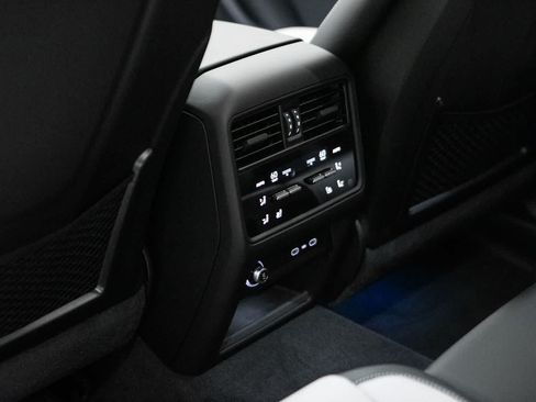 New 2026 Porsche Cayenne GTS AWD/4WD image 36