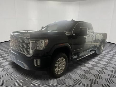 Used 2022 GMC Sierra 2500 Denali w/ Snow Plow Prep/Camper Package AWD/4WD image 4