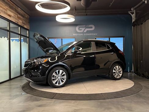 Used 2019 Buick Encore Preferred w/ Safety Package FWD image 22