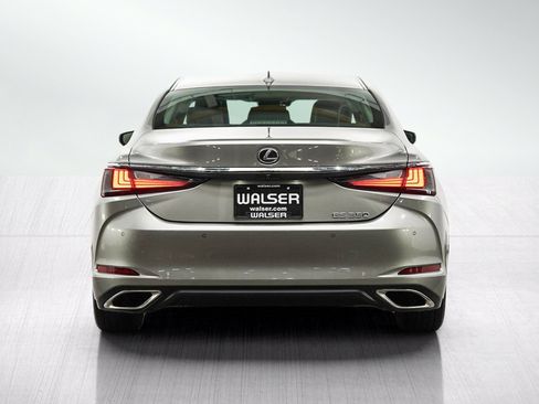 Used 2021 Lexus ES 350 FWD image 4