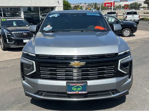 Certified 2025 Chevrolet Tahoe High Country AWD/4WD image 2