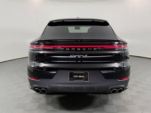 Certified 2026 Porsche Cayenne S AWD/4WD image 6