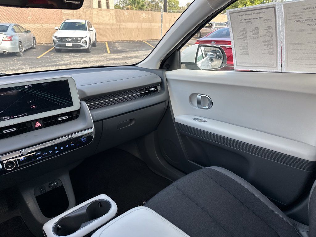 Used 2024 Hyundai Ioniq 5 SEL RWD image 20