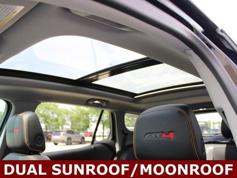 Used 2024 GMC Terrain AT4 w/ Infotainment Package II AWD/4WD image 8
